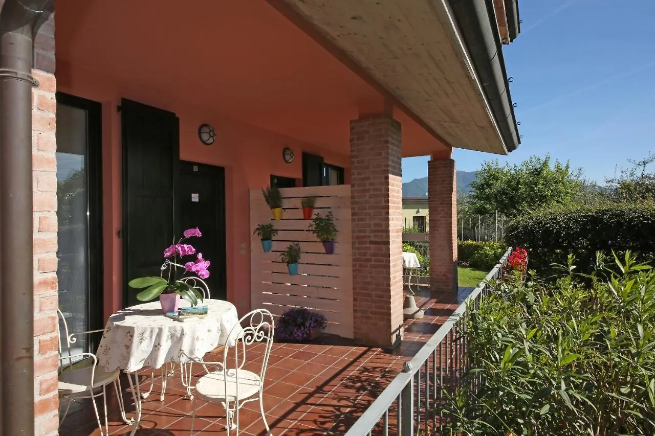 Residence Il Melograno Manerba del Garda