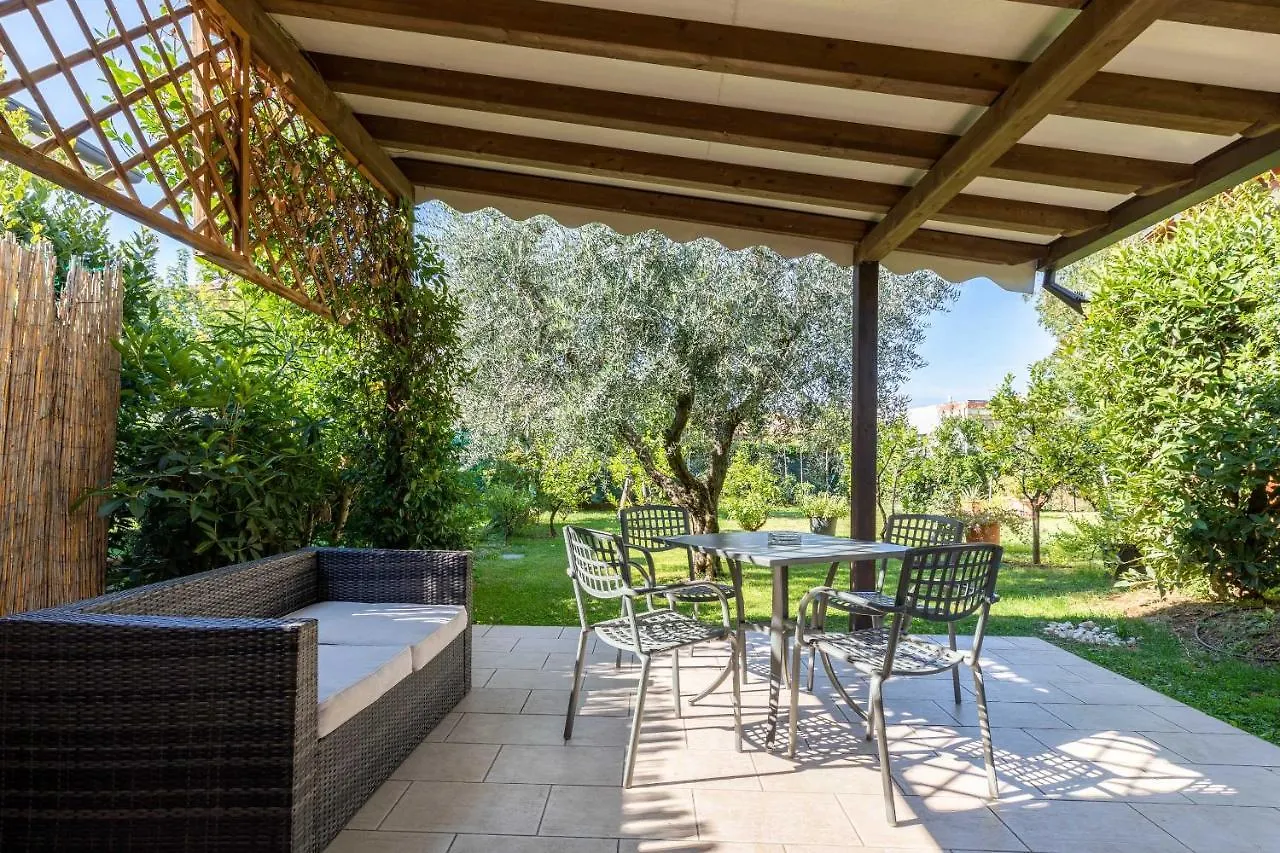 Residence Il Melograno Manerba del Garda