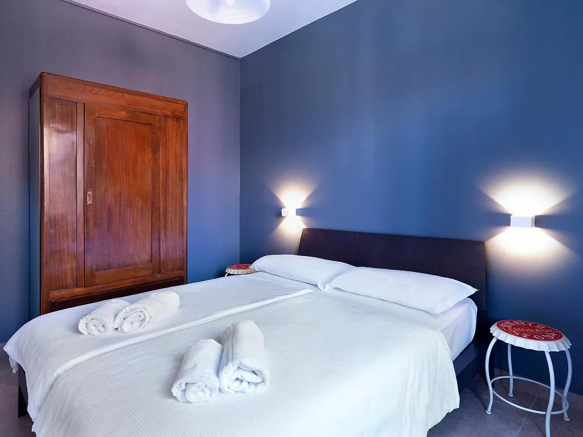 Residence Il Melograno Manerba del Garda 0*,