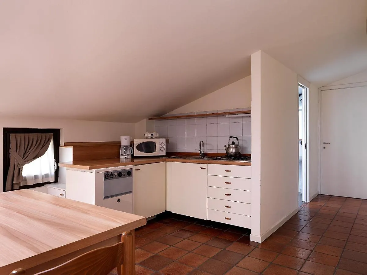 Residence Il Melograno Manerba del Garda Aparthotel