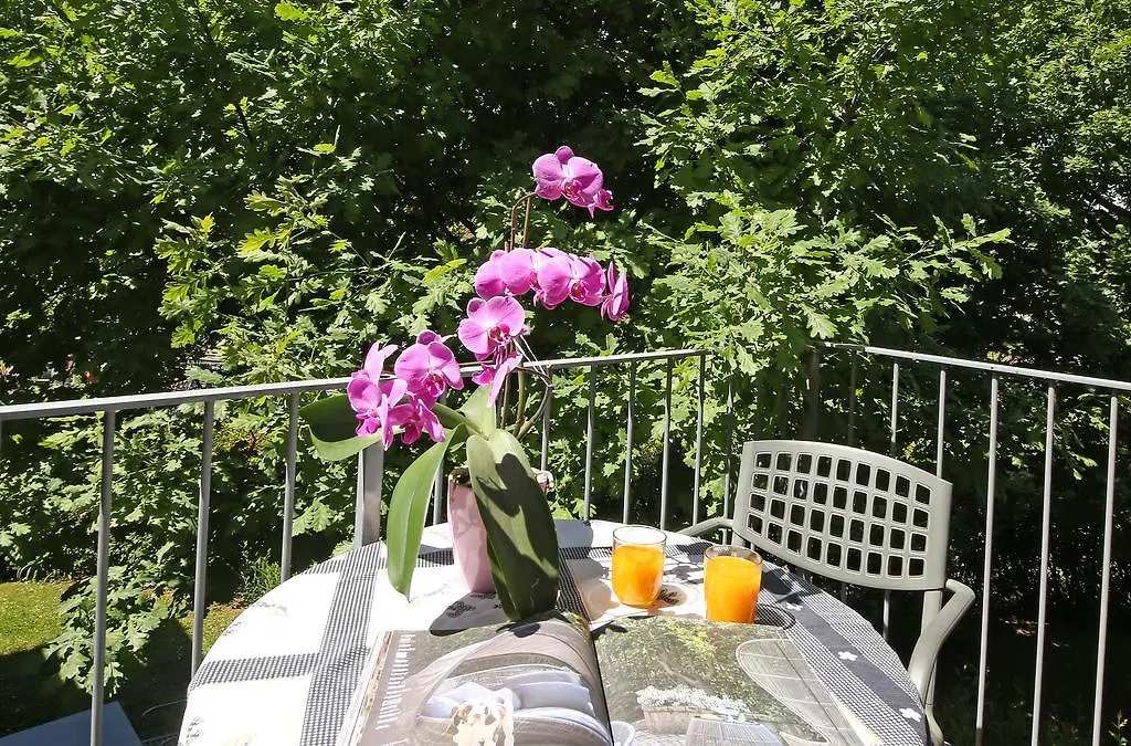 Residence Il Melograno Manerba del Garda
