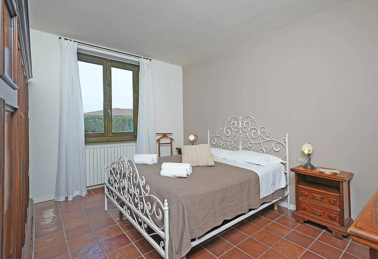 Aparthotel Residence Il Melograno Manerba del Garda